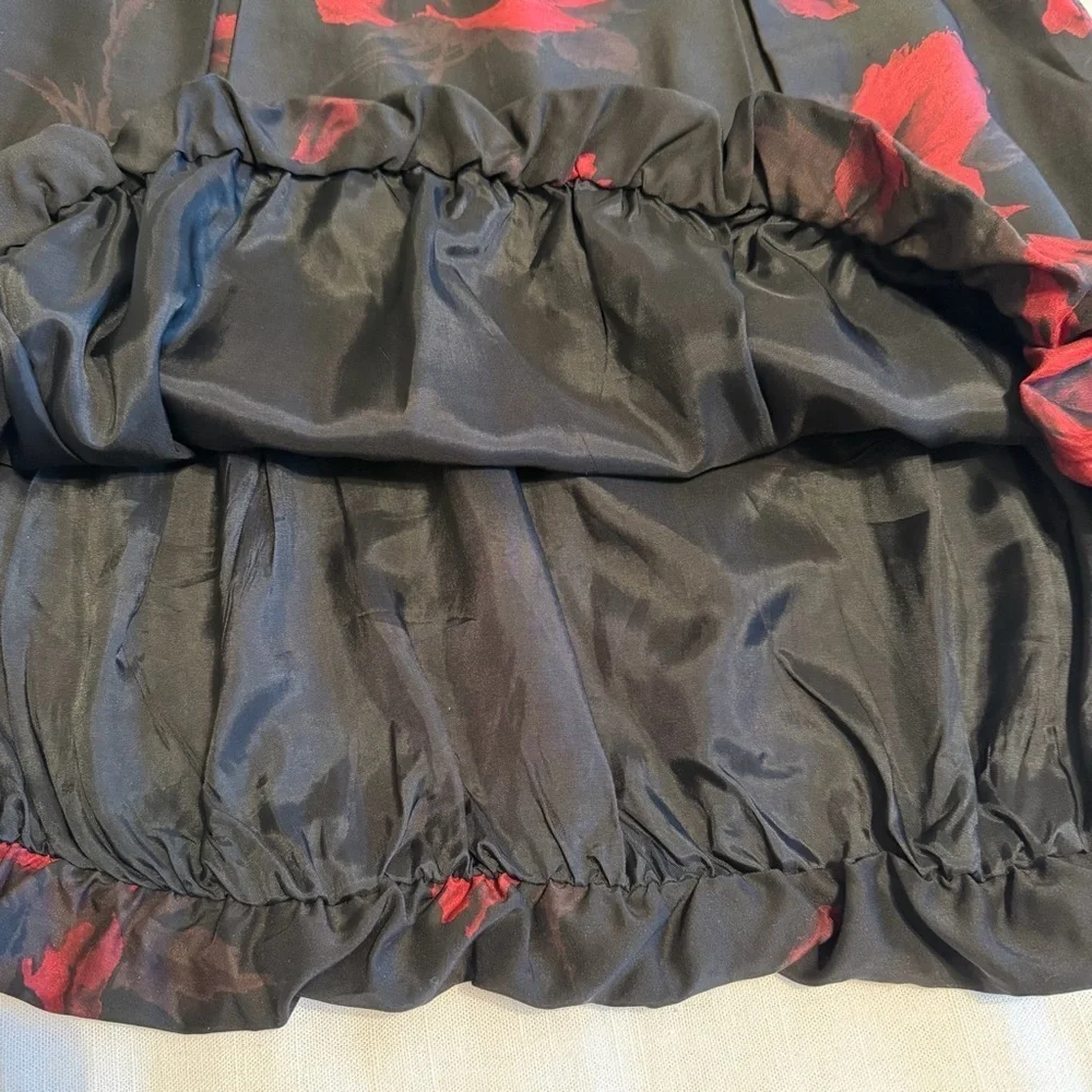 Ann Taylor Skirt Womens 2P Black Red Dark Floral Bubble Hem Silk Wool Whimsigoth